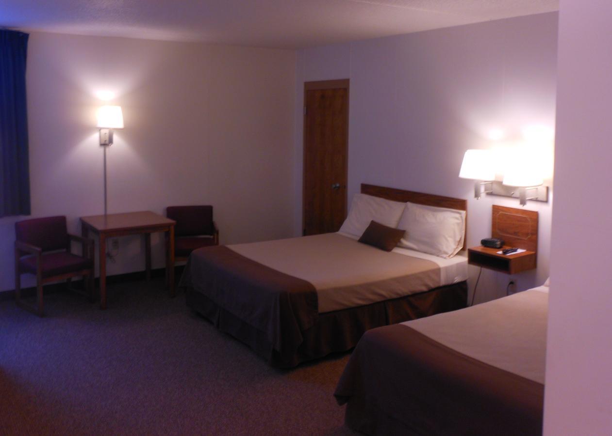 Great American Inn & Suites Devils Lake Zewnętrze zdjęcie